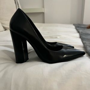 Steve Madden black leather block heels